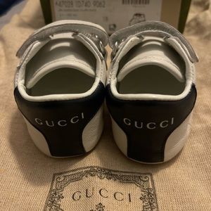 Baby blue and white Gucci soft bottom crib sz 18 *NEVER WORN ONLY TRIED ON*